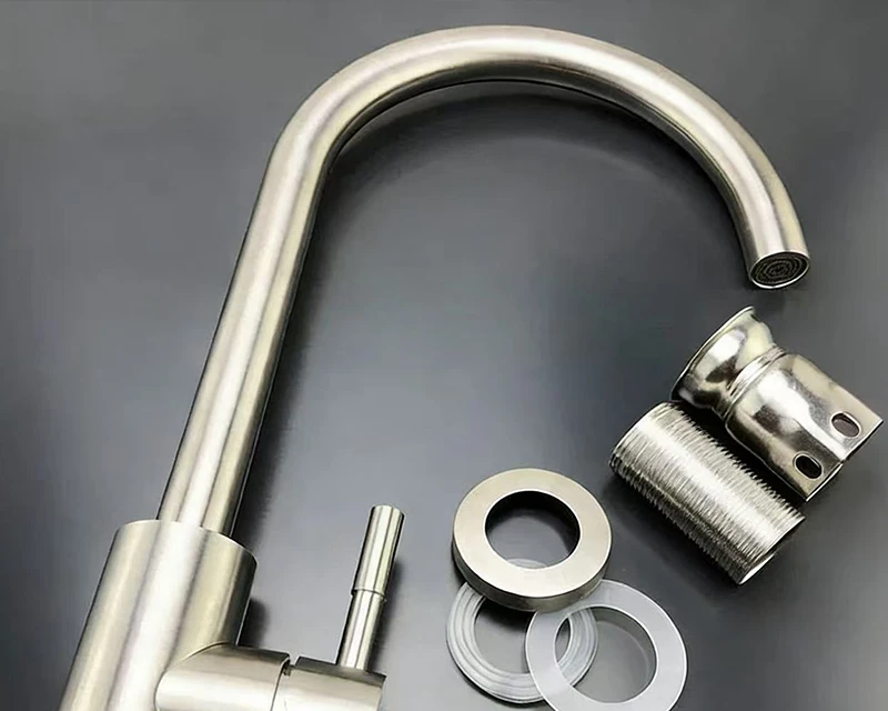 Umhlahlandlela ophelele wezimpompi zeBathroom